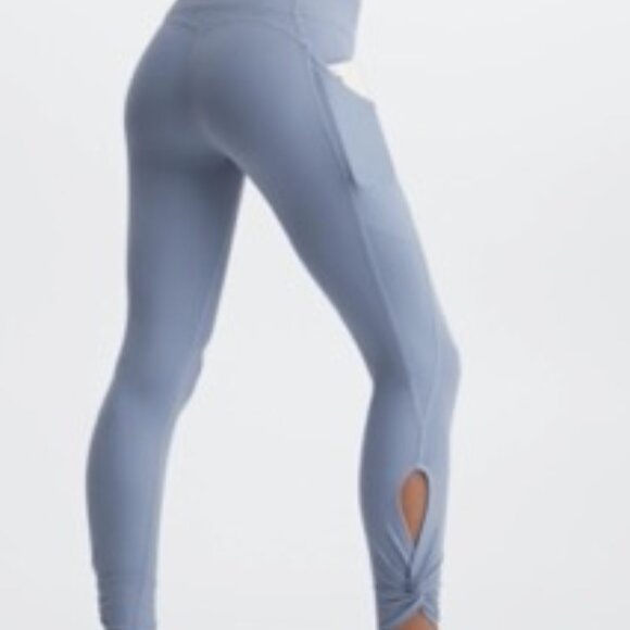 Fabletics PureLuxe High-Waisted Twist 7/8 Legging Size XL Gray - Picture 2 of 7